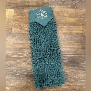 NWT, Norwex Chenille Hand Towel (limited edition)